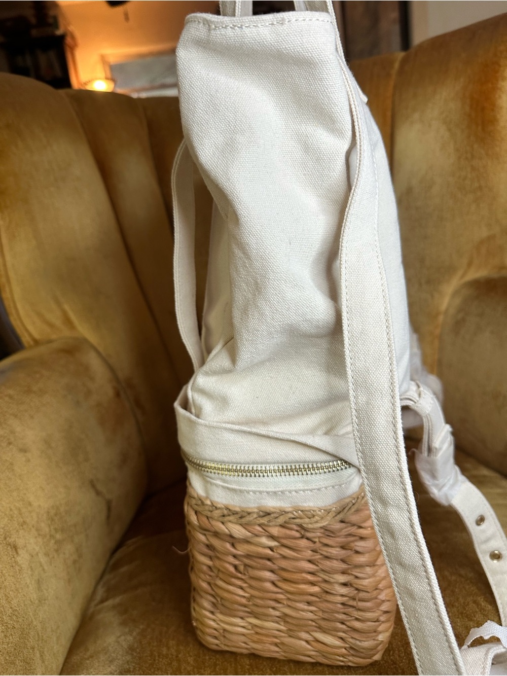 l*space White Road Trippin Backpack Tote with Woven Straw Base Cooler NWOT - Picture 12 of 16